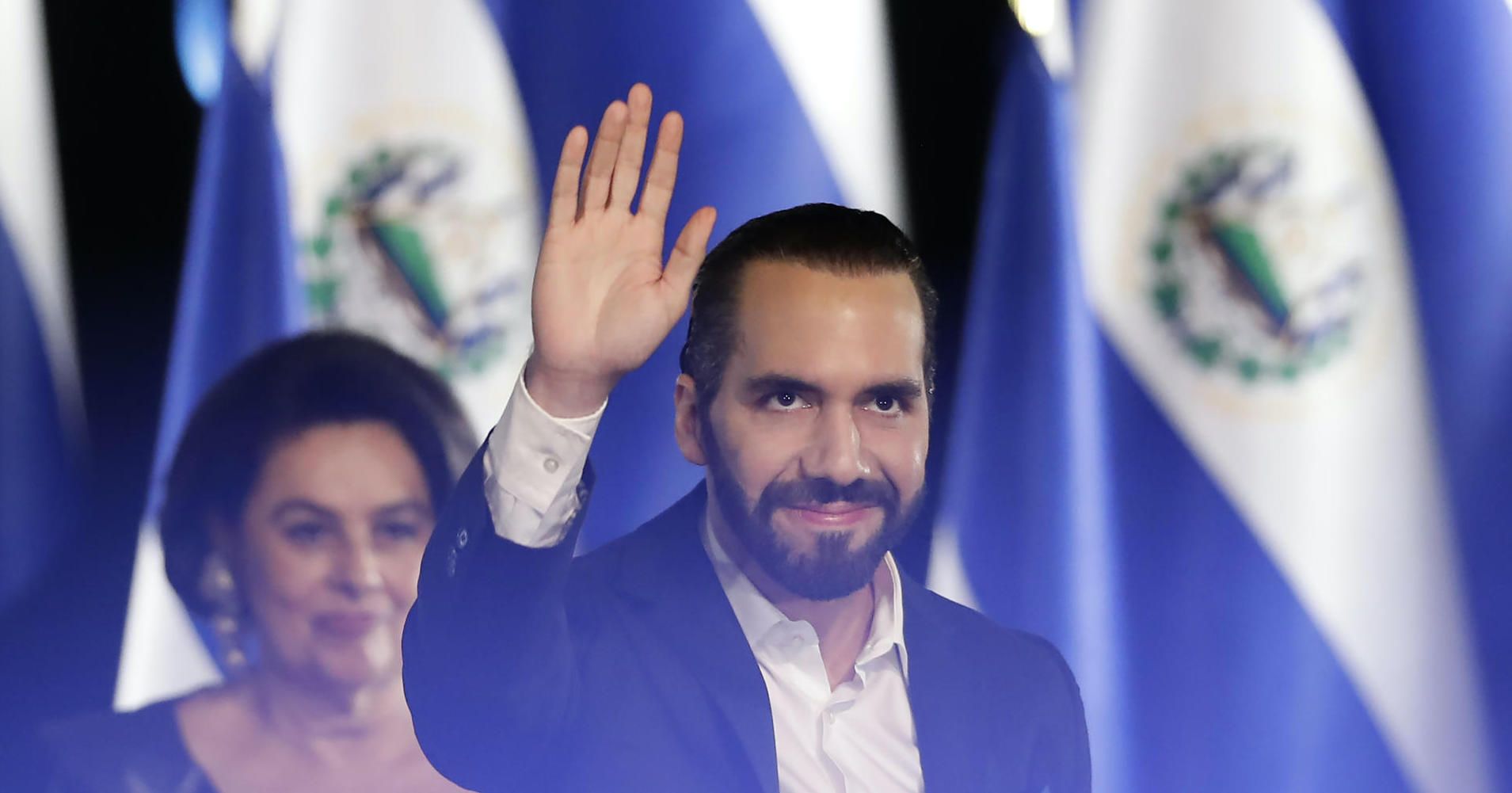 Nayib Bukele recibe la credencial de presidente electo de El Salvador